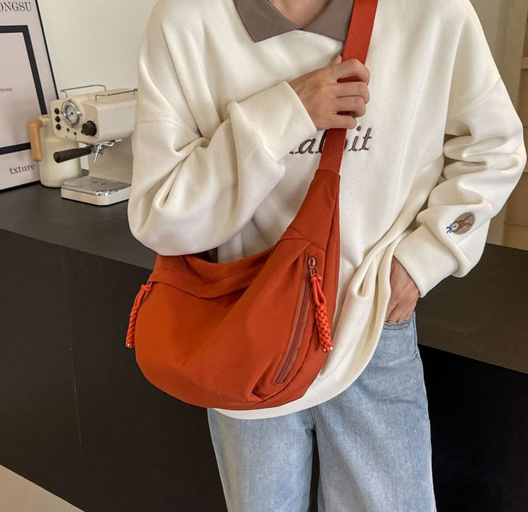 Designer Direktförsäljning👜Kvinnor Mode Plain Color Nylon Crossbody Hobo Bag